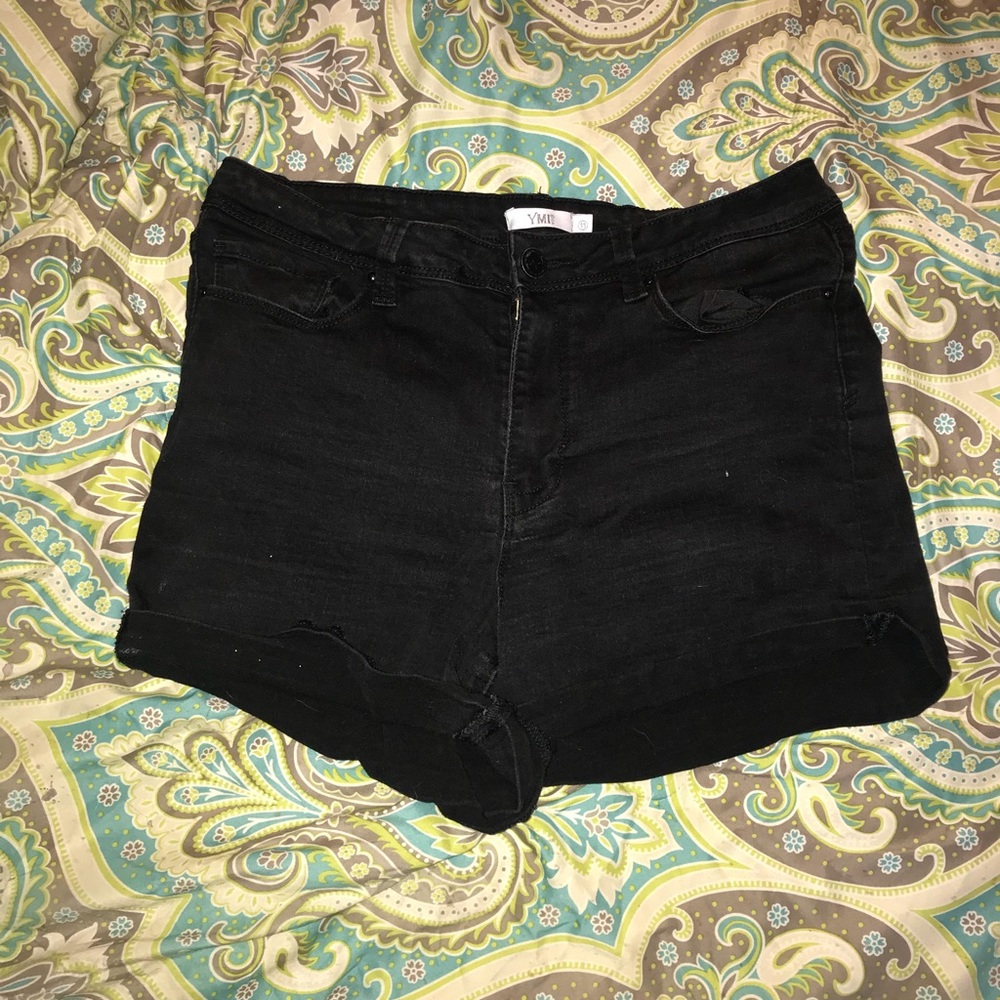 ymi black jean shorts